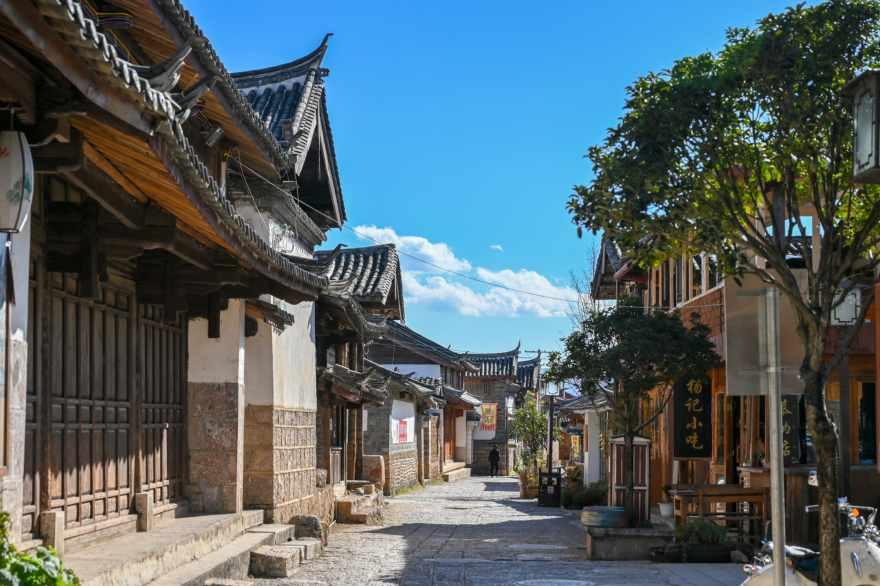 15年前的杨洋气质太惊人，说话的样子就已经超出同龄人！